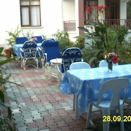 Keramos Pansiyon Finike Exterior photo