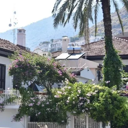 Keramos Pansiyon Finike Exterior photo