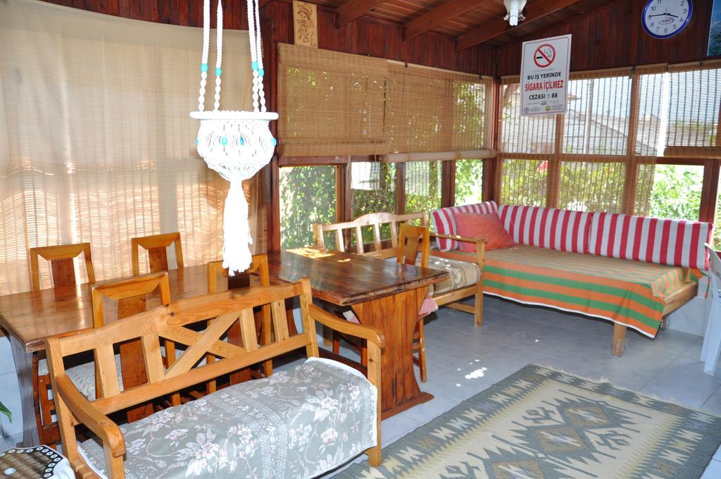 Keramos Homestay *