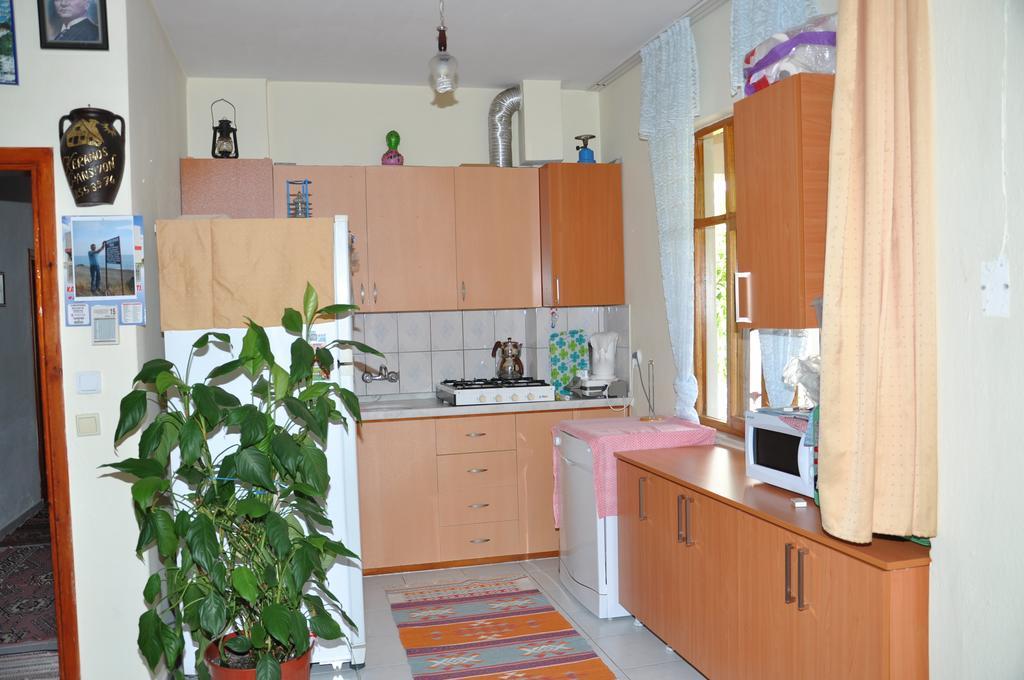 Keramos Homestay *